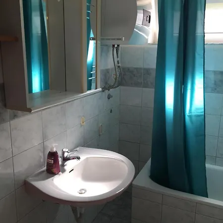 Apartments Biserka Punat Pokój zdjęcie
