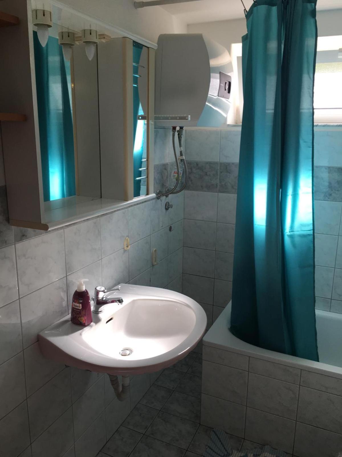 Apartment Biserka Punat